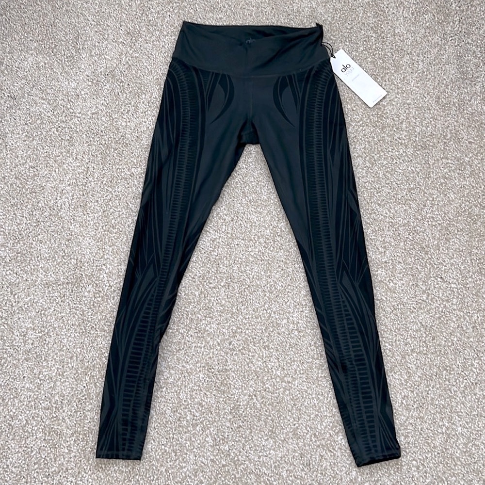 Alo Yoga Airbrush Leggings - Dark Gray Black
